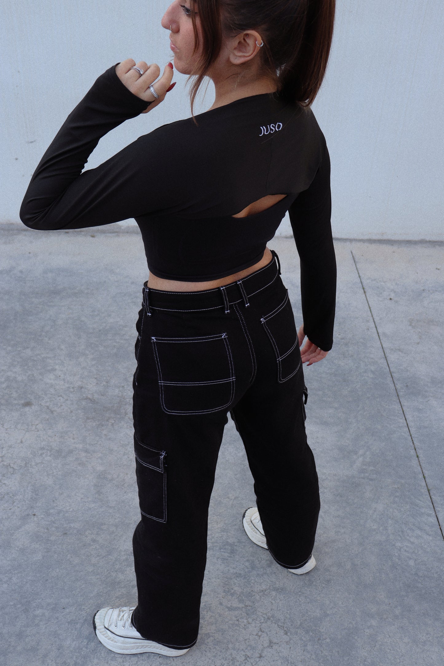 Stay Chic at the Gym: Hand-Embroidered Logo Bolero with Thumbhole